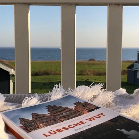 Traumhaus Meerzeit In Sierksdorf, Super Meerblick, Sauna, Kaminofen, Whirlwanne Nyaraló *